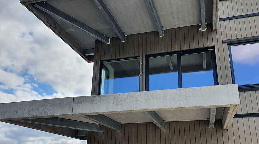 Balkong fra underside2