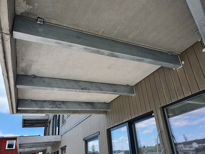 Balkong fra underside